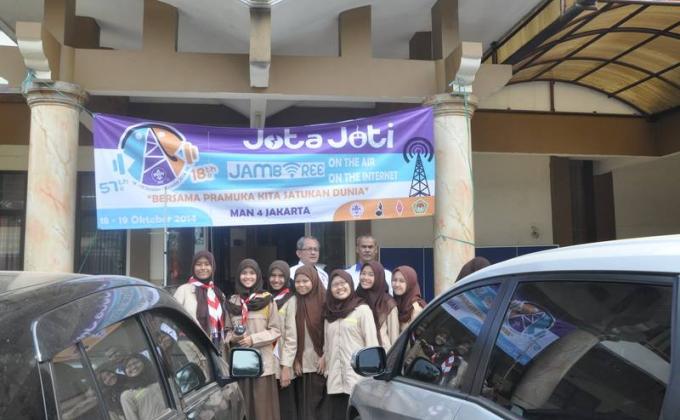 YC0ZSM - Scouts Movement from Indonesia built JOTA Station in MAN 4 School Since 2010