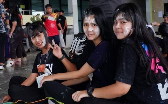 กิจกรรมรับน้อง