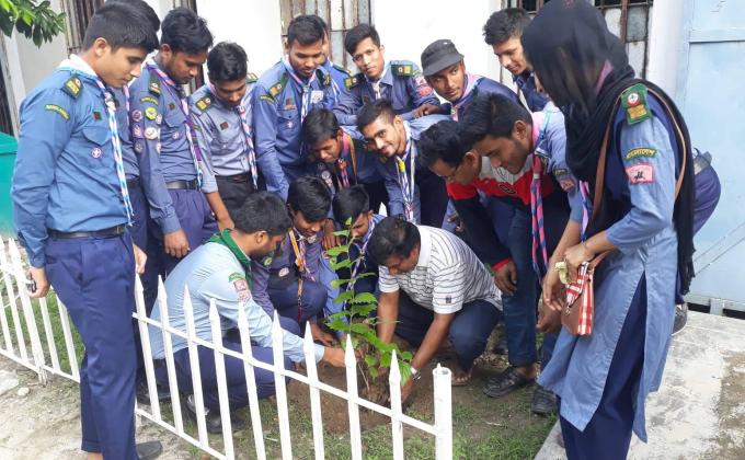 দিনাজপুর পলিটেকনিক ইনস্টিটিউট এ বৃক্ষরোপণ কর্মসূচি  