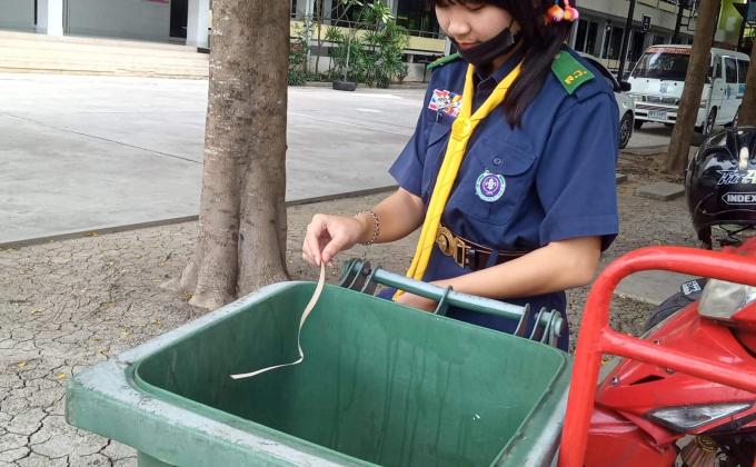 เก็บขยะในวิลัย