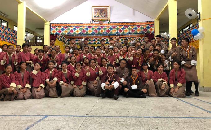 Scouts waving good bye to a active youth scout leader
