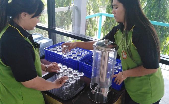 จัดห้องประชุม