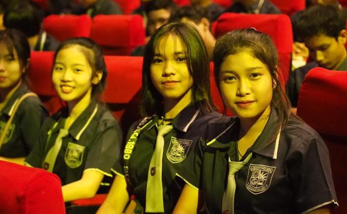 ชมการแสดงแลกเปลี่ยนวัฒนธรรมไทยกับจีน
