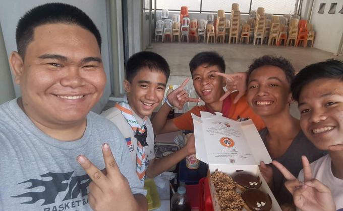 Happy Best Friends Day! 