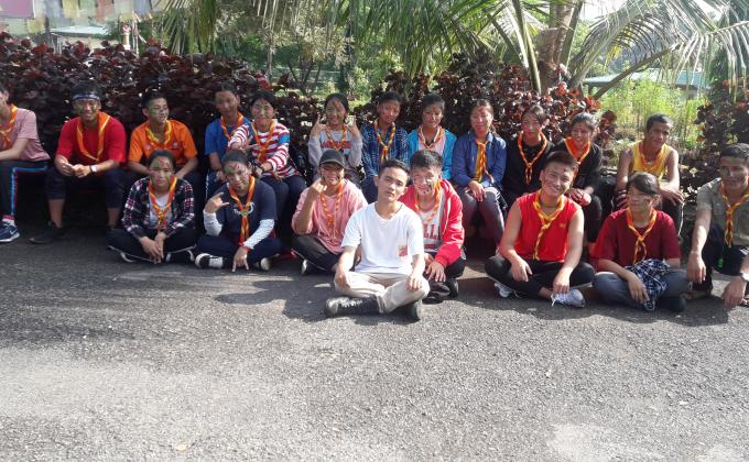 SCHOOL HIKING AND CAMPING 