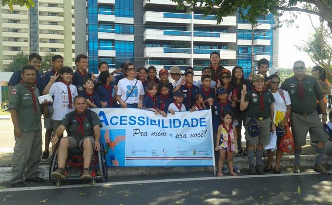 Escoteiros do Amazonas participam da  Campanha "Acessibilidade pra Mim e pra Você"