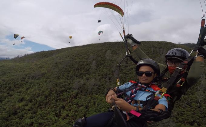 Paragliding & 1030KM Pengembaraan