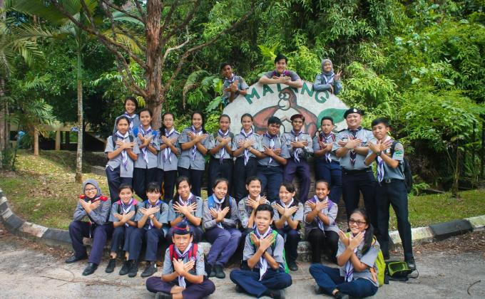 Gambar Sekolah.Last day camping
