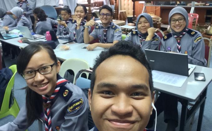 Ceramah tentang Malam Kebudayaan dan Pengembaraan