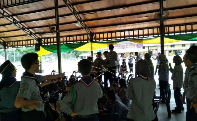 Scouts World of the Award Discovery 1St in Sarawak and Wings