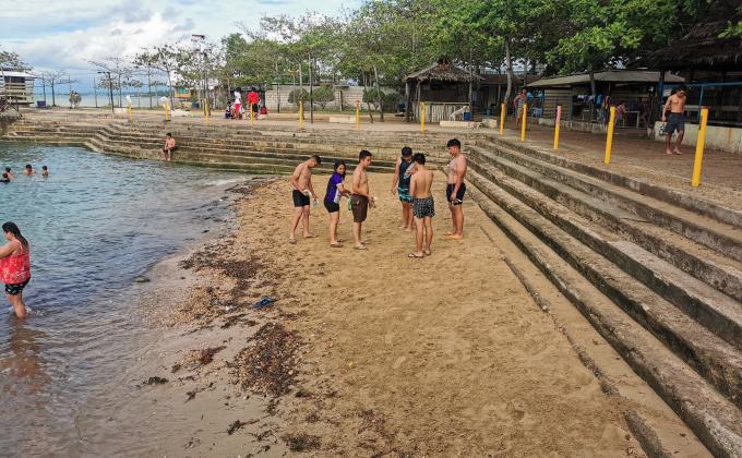 Scouts Beach Clean-up
