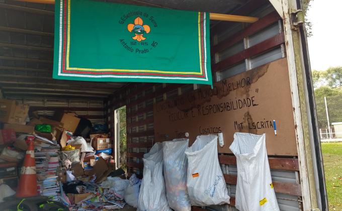 Construindo Um Mundo Melhor “Reciclar é Responsabilidade”.