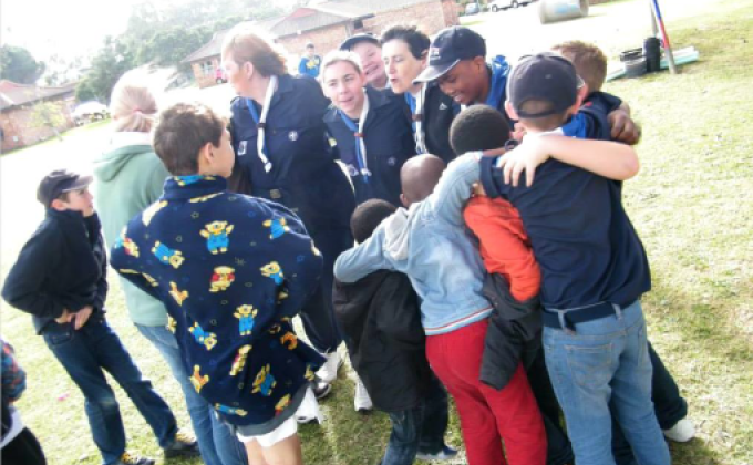 Cubs ans Scouts visit MTR Smit children's home