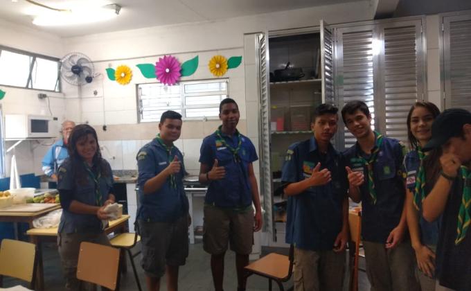 Um dia de Trabalho Voluntário na Casa de Acolhimento Porta de Fabiano pelo Ramo Senior