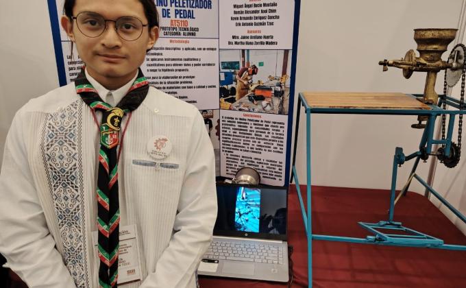 Presentación del proyecto en el concurso nacional de proyectos y prototipos de la DGTi