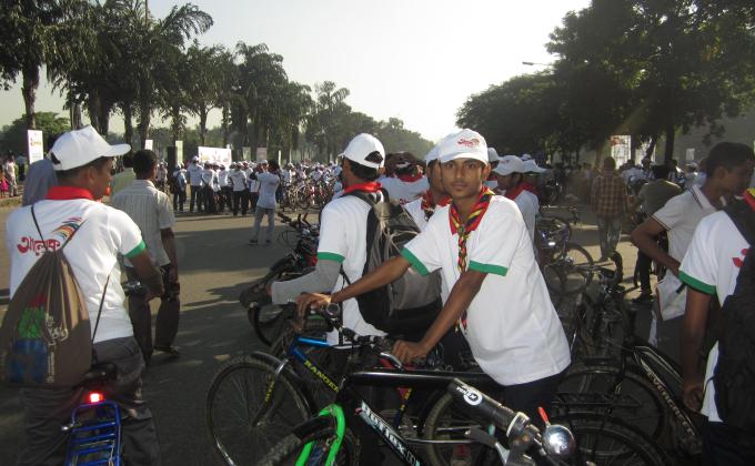  আলোক উৎসব ও বিদ্যূত সপ্তাহ উপলক্ষে সাইকেল র‍্যালী ।