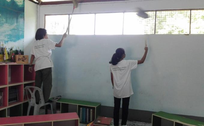 เก็บกวาดทำความสะอาดห้องสมุด