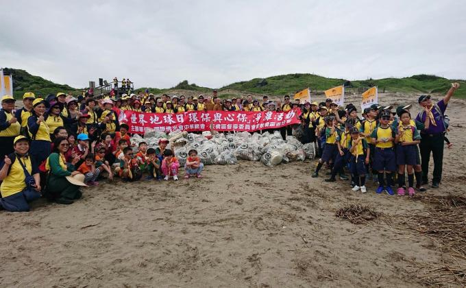 老梅綠石槽淨灘 環境放光 clean beach environment is beautiful