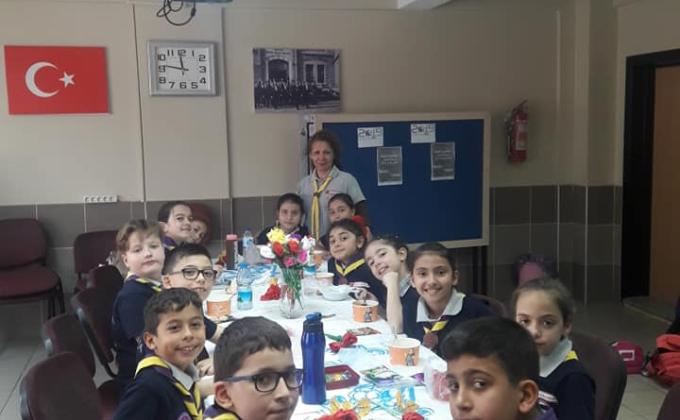 PRACTICE ON STALE BREAD BY CUB SCOUTS