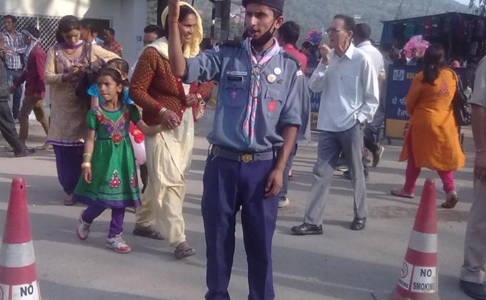 KULLU COLLEGE ROVERS AND RANGERS HAVE TO  TRAFFIC CONTROL TRAINING AND SERVICE