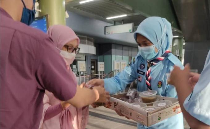 Distribution of Dates and Porridge to the Front Linear