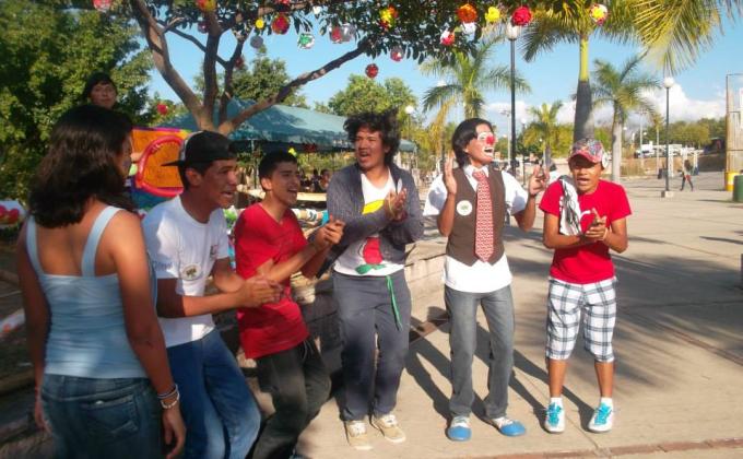 Mensajeros De Sonrisas 