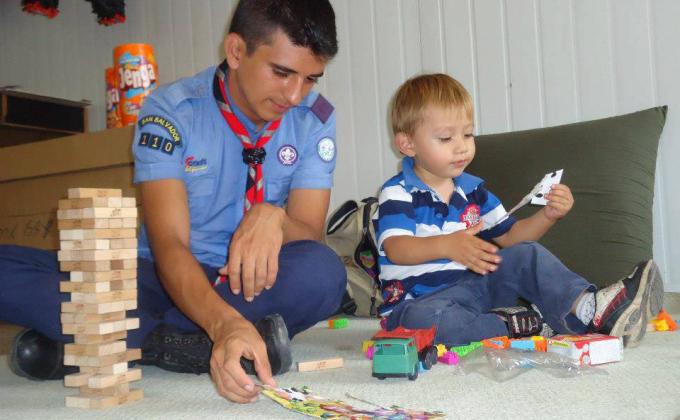C.A.I.F. Y M.O.P.V. (Centro de Atención Integral de la Familia y Mensajeros de la Paz Voluntarios)