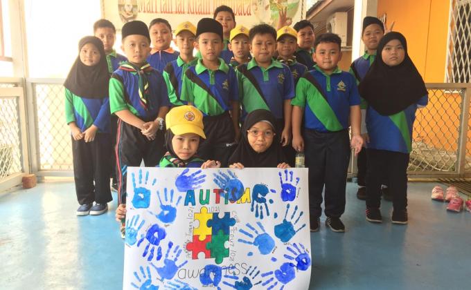 Cub Scouts Pack 1021, Kampong Mata-Mata Primary School organised Autism Awareness Activities