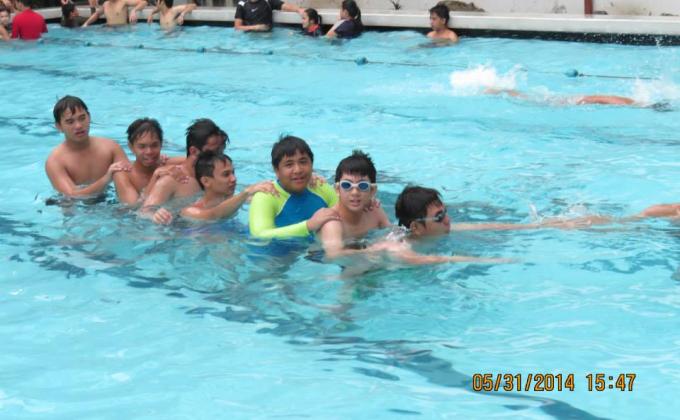 SCOUTS: Learn How to Swim 