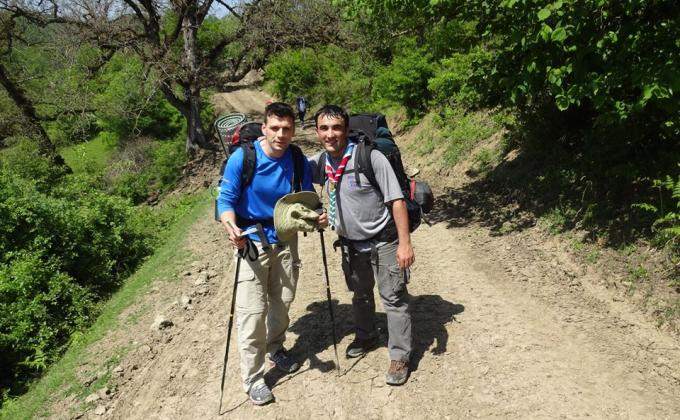 Trekking in Guba