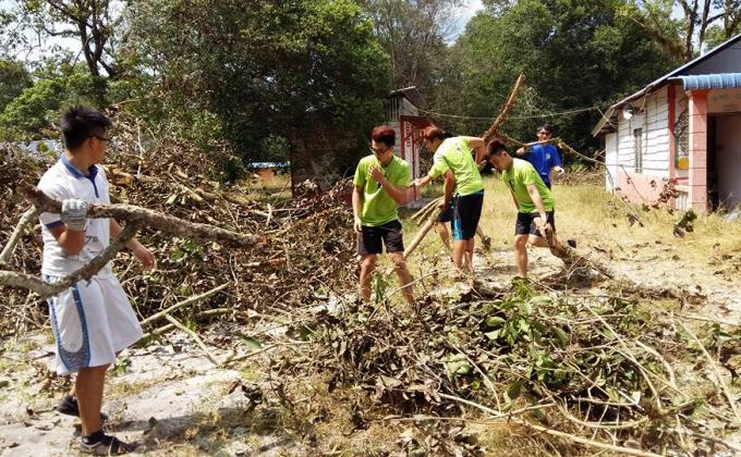 Rescue Tajung Laboh Activity