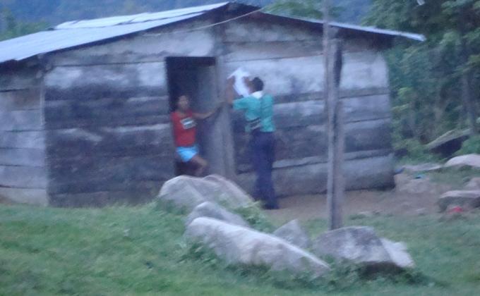 Llevando Alegría a la Comunidad Yupa de Shirimi