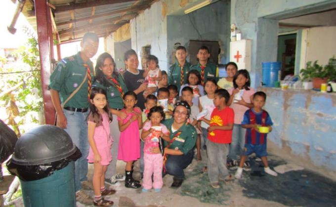 2da Entrega de leches "Lechetón 2013"