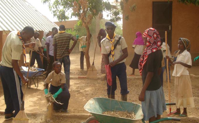 activités de bonne Action des jeunes scouts Messagers de la paix du Niger