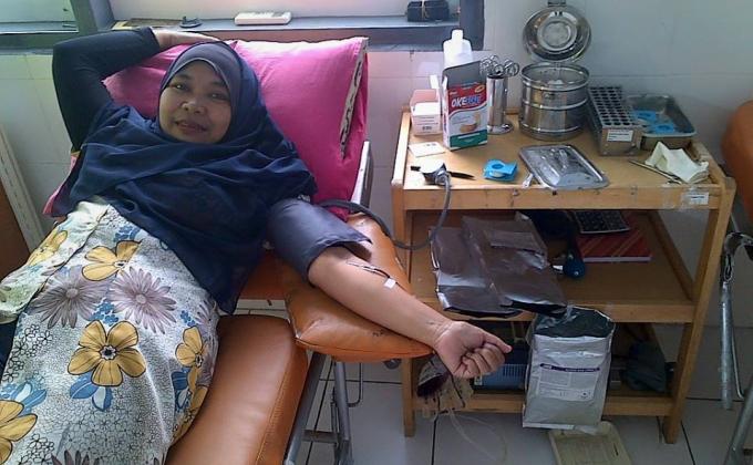Blood donors in the first day of the new year 2015