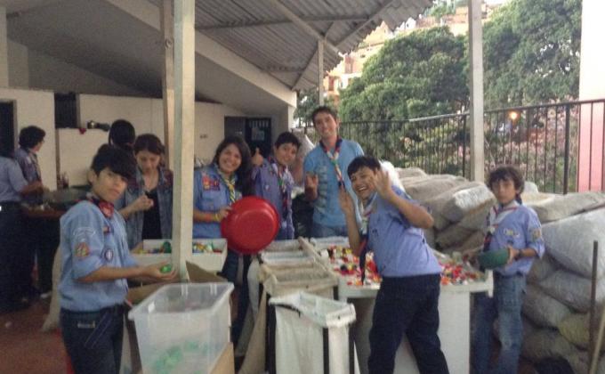 Apoyando a la Fundación Sanar... Más allá de las tapas.