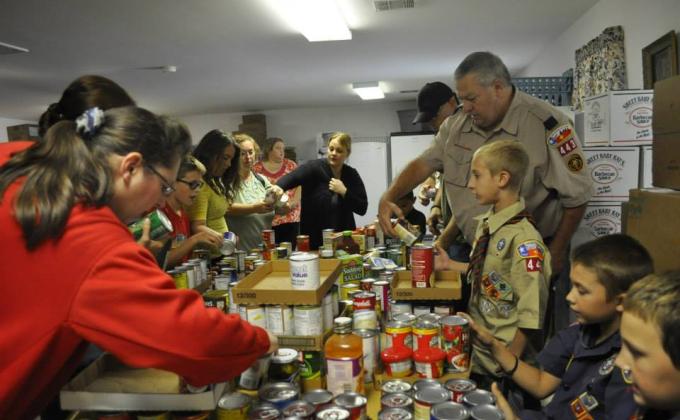 Collection and sort food donations to the Sealy Food Bank