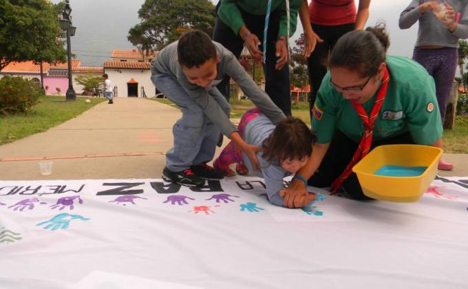 Huellas Por La Paz