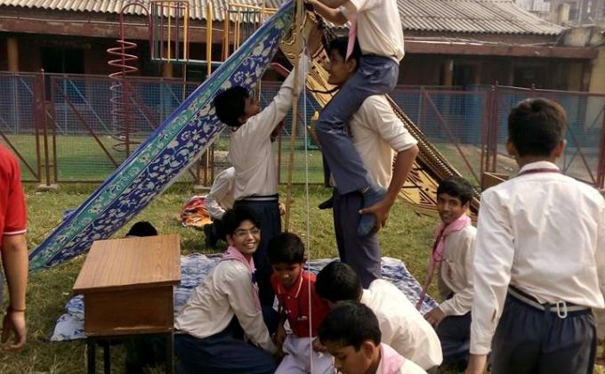 TENT PICHING comptition with M.o.p