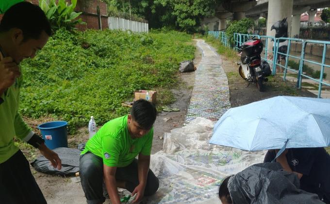 SW Voluntary Service: WalkSide by Rovs Project - Our Sidewalk Project started! (part 3)