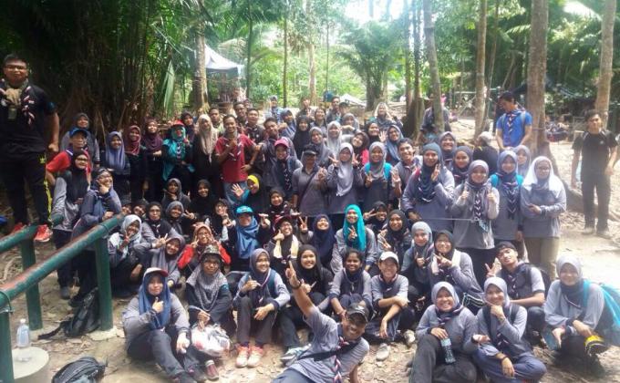 Hiking Bukit Saga