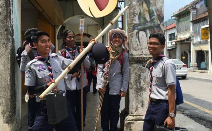 Ekspedisi   Berjalan Kaki 60KM