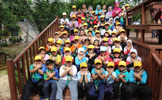 Cub Scouts Environmental Hiking