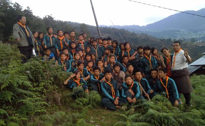 མི་སྡེའི་ལཱ།