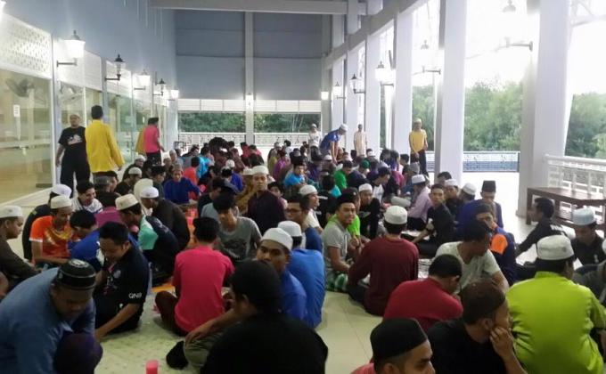 Iftar Perdana UMT Anjuran Pusat Islam UMT Bersama KLKM Laut UMT 2016