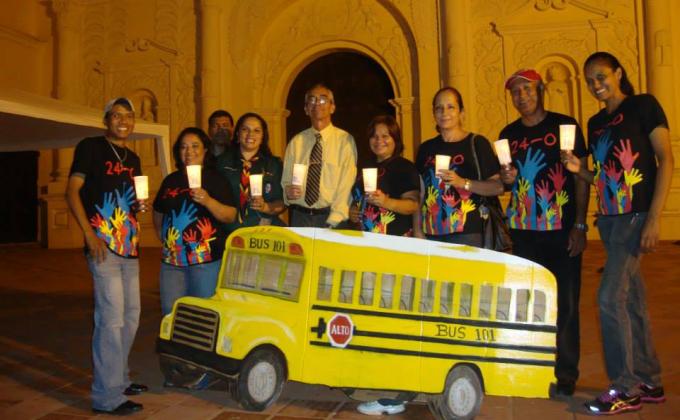 Scouts de Comayagua y 24.0 en "Una vela por la Paz"