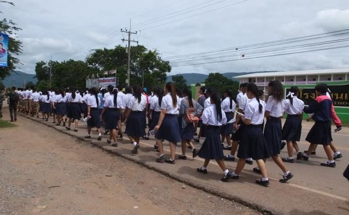 เดินขบวนรณรงค์การประชามมติ