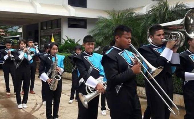 เดินบวนกีฬาต้านยาเสพติดเฉลิมพระเกียรติ 