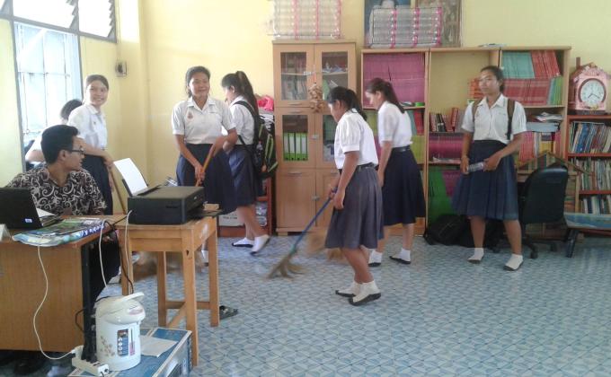 ทำความสะอาดห้องเรียน