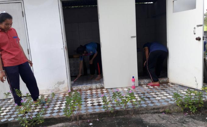ล้างห้องน้ำ